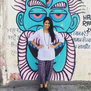 Meet your Posher, Nayna